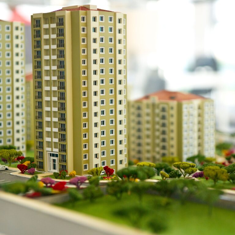 how to start a real estate business