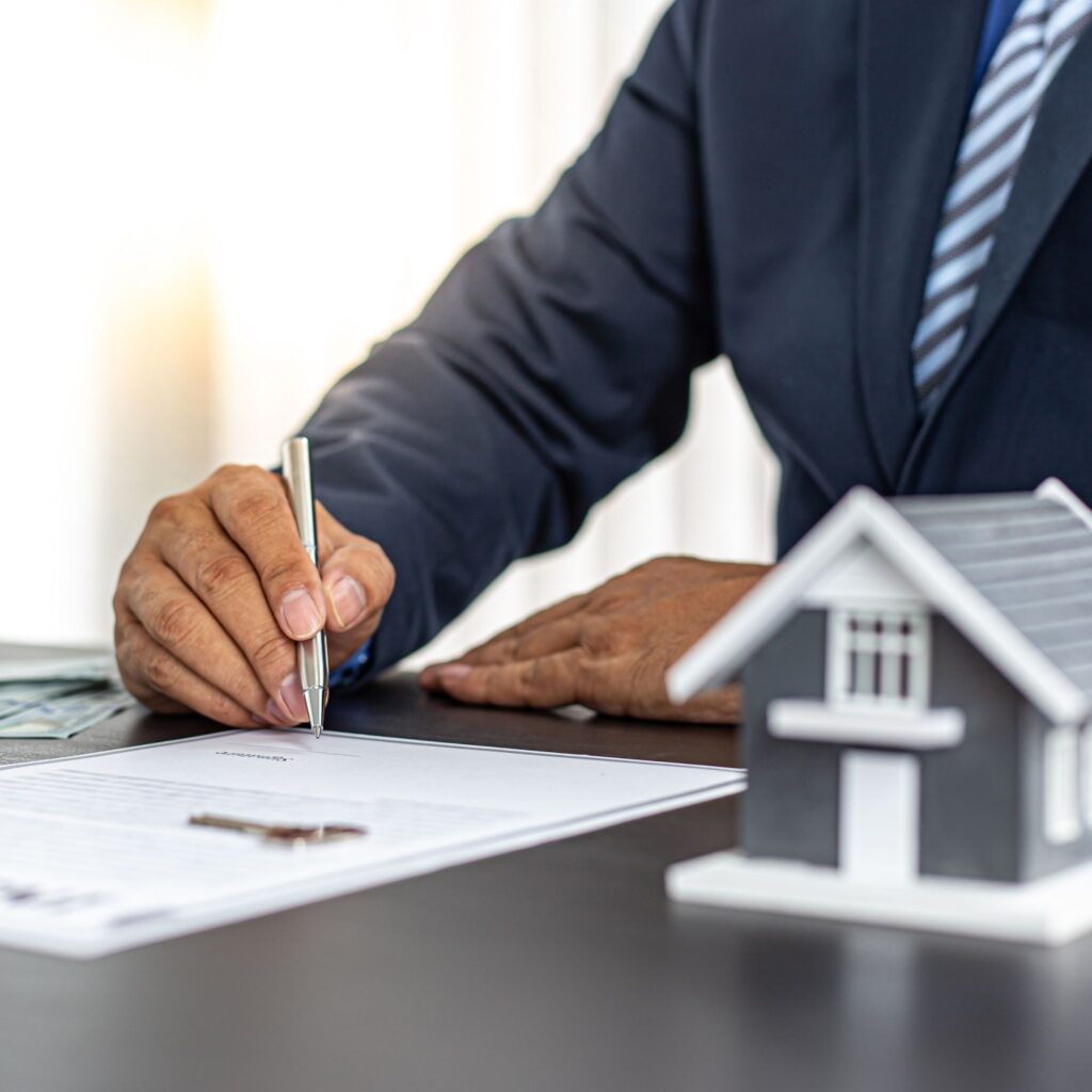 real estate consultants in Noida